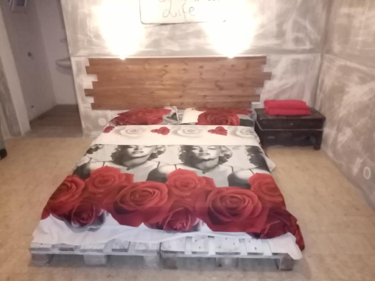 Gasthuis Guest House *