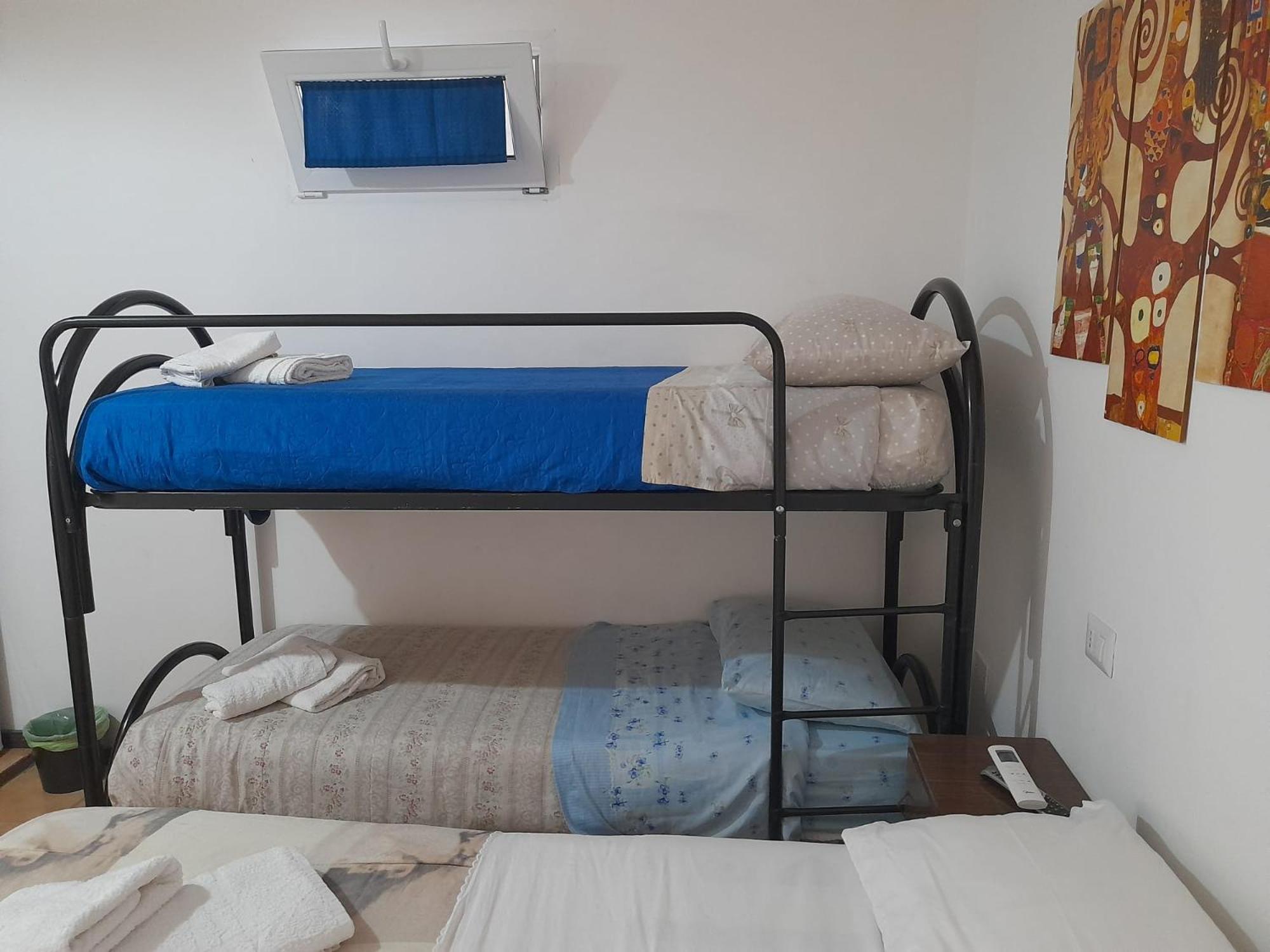 Guest House * Parabita